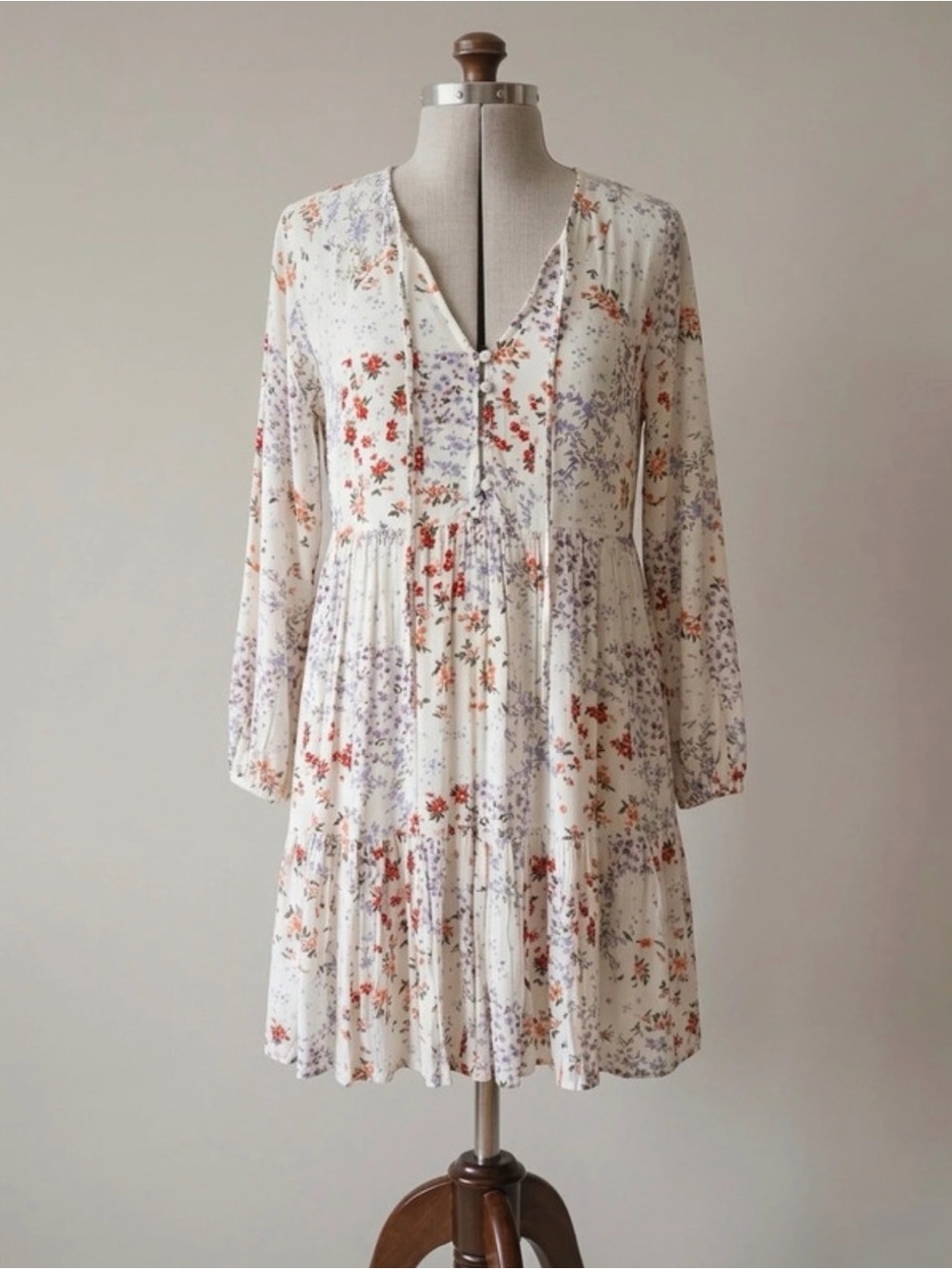 American Eagle Outfitters Cream Floral Tie-Front Tiered Long-Sleeve Dress